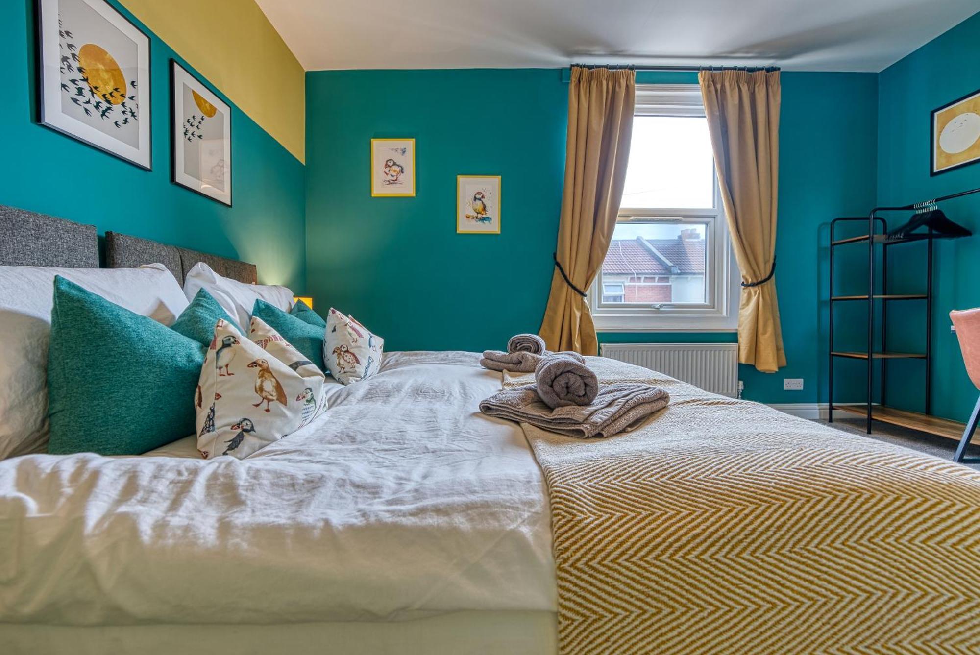 2 Bedrooms Modern, Stunning & Stylish Contractor House, Prime Portsmouth Location With Free Parking Permit, Summer Special Offer!! - By Blue Puffin Stays Exterior foto