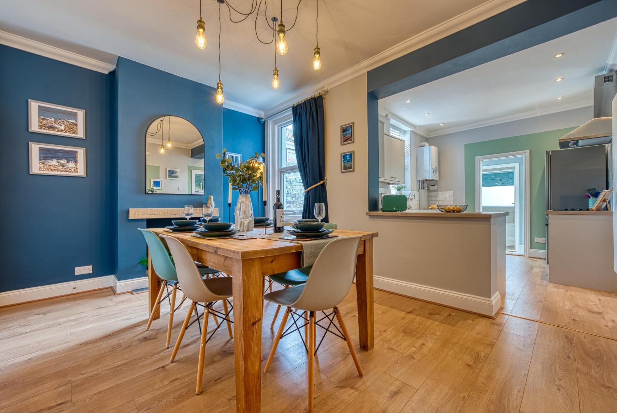2 Bedrooms Modern, Stunning & Stylish Contractor House, Prime Portsmouth Location With Free Parking Permit, Summer Special Offer!! - By Blue Puffin Stays Exterior foto